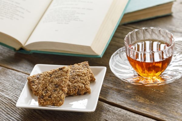 11440 オーガニックオーツバー レーズンクルミ イメージ画像